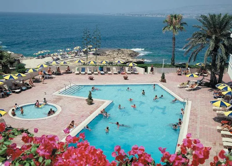 Cynthiana Beach Hotel