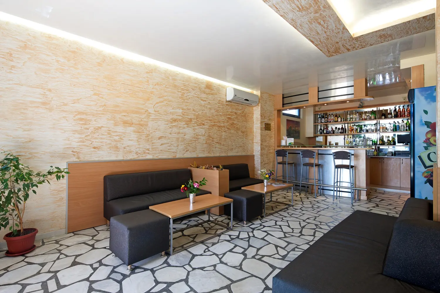 Paloma Hotel gallery image 5