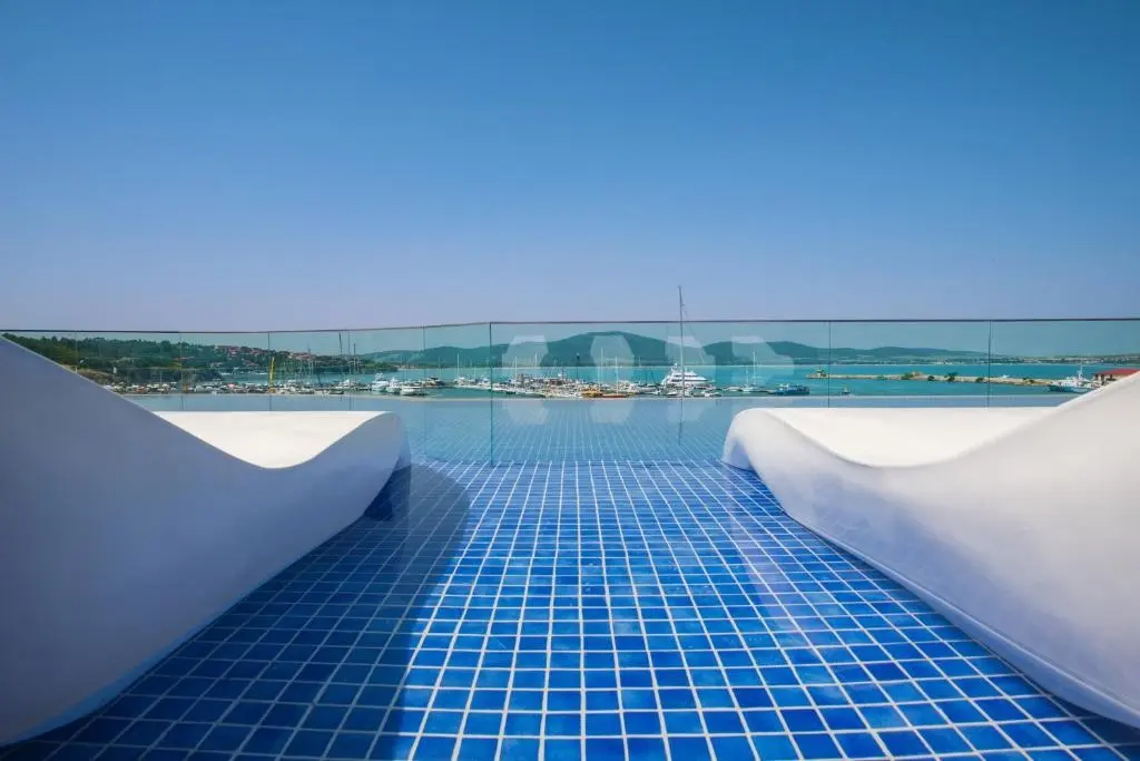 Blu Bay Hotel gallery image 7