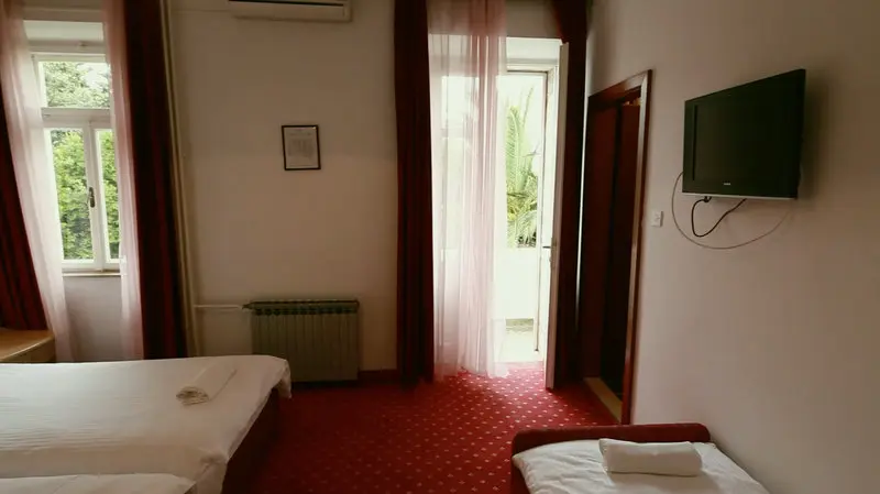 Sumratin Hotel gallery image 4