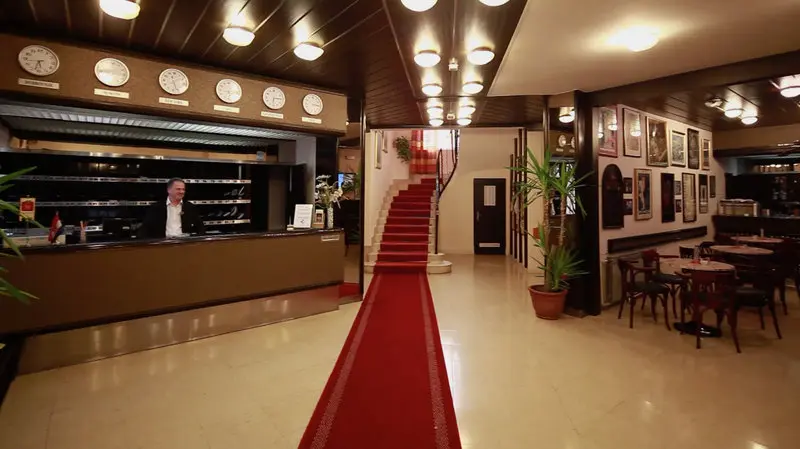 Sumratin Hotel gallery image 19