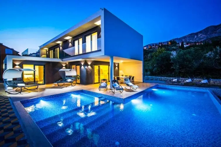 Villa Majestic Blue