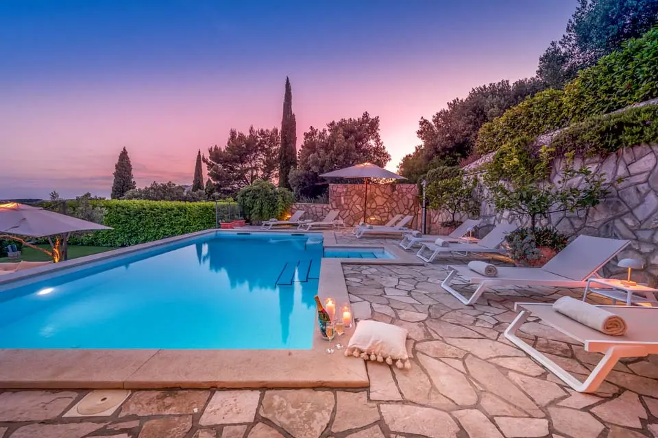 Villa Sunset Blue