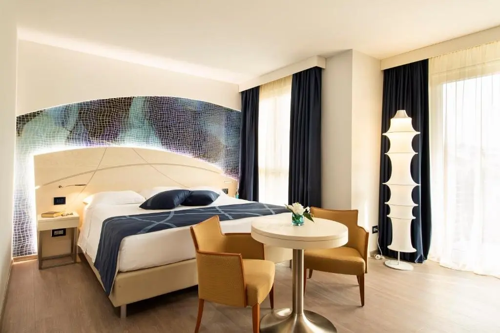 Color Hotel Style, Design & Gourmet gallery image 22