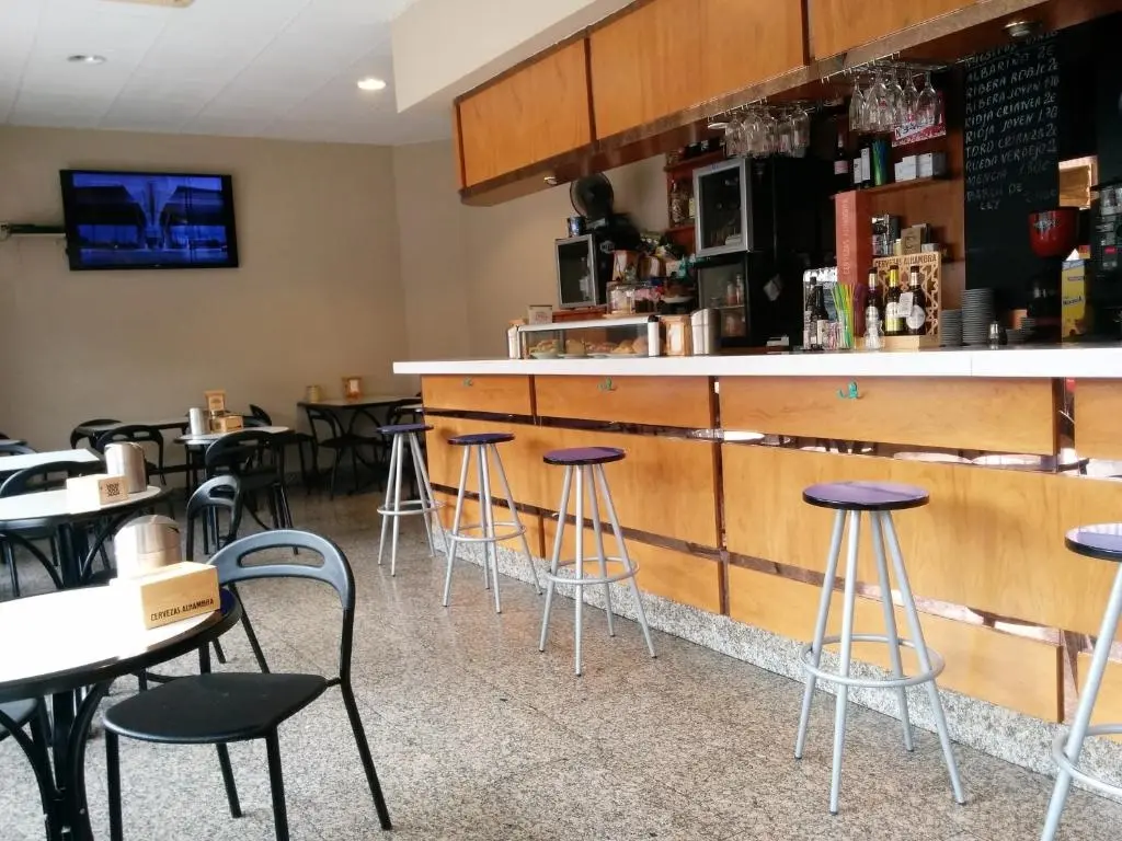 Hotel Carbayon gallery image 3