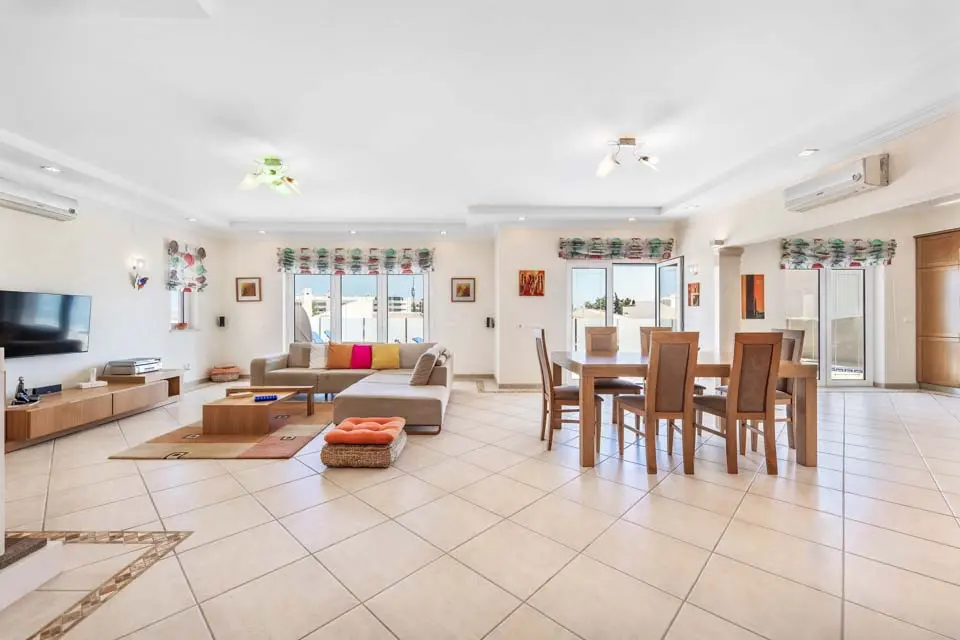 Villa Sunflower