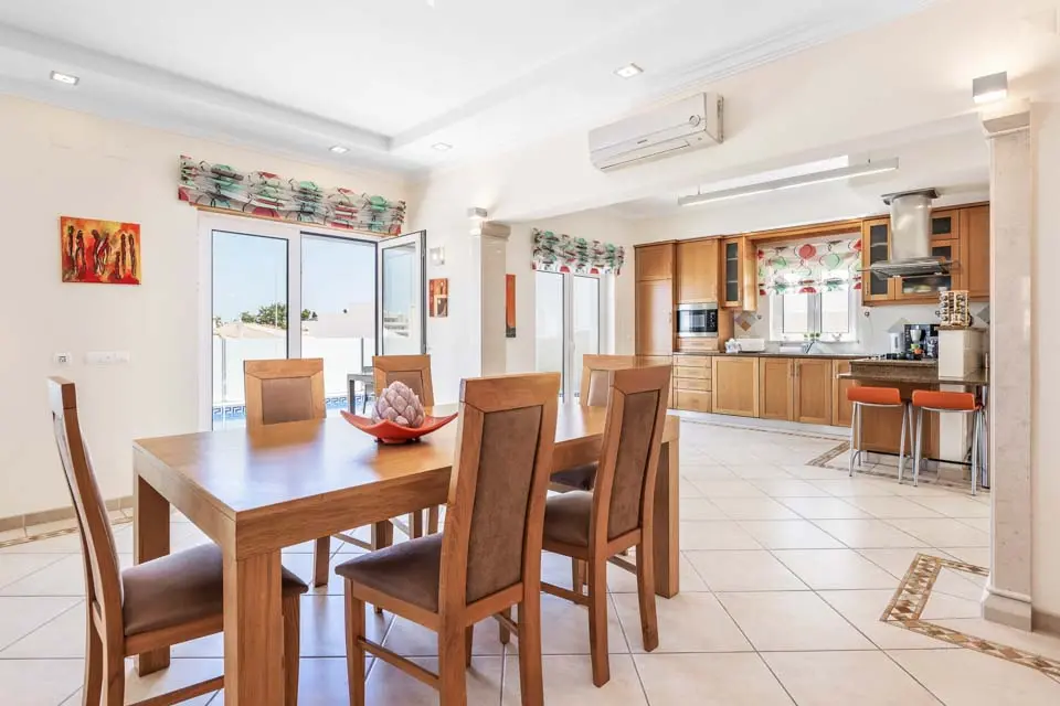 Villa Sunflower