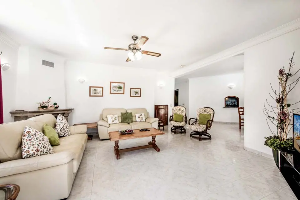Villa Snowdrop