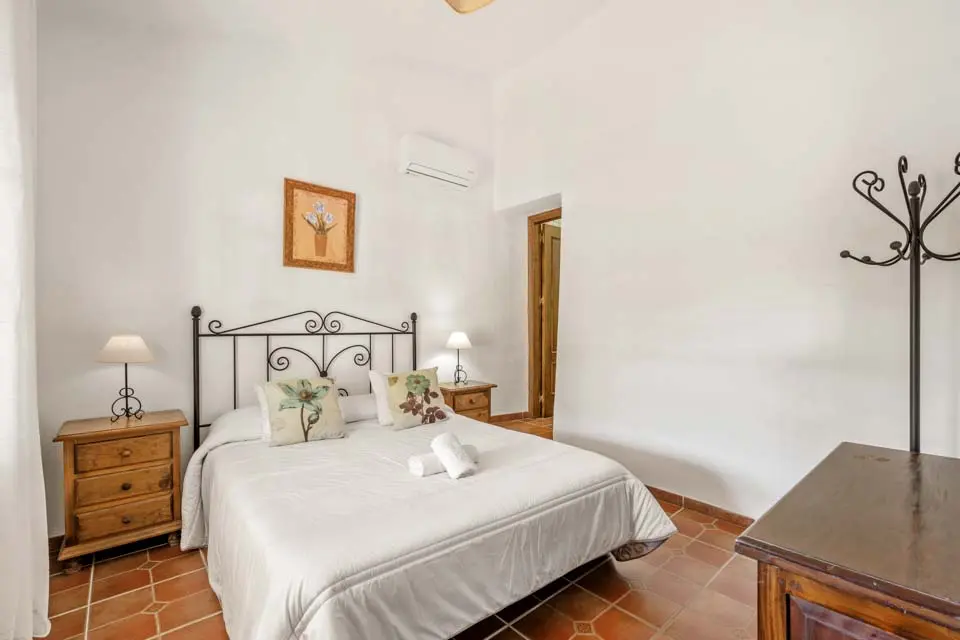 Cortijo De Lola
