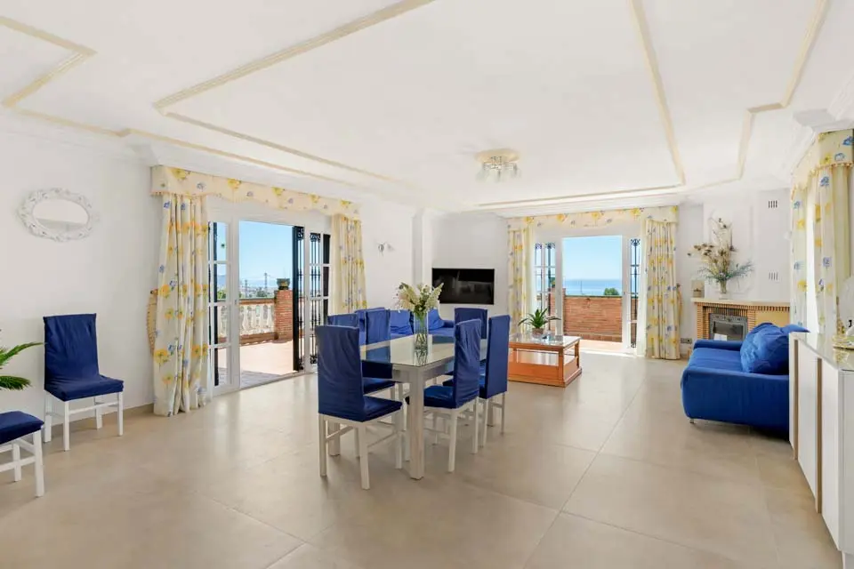 Villa Maria Isabel