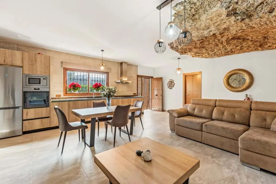 Casa Cueva Nerja