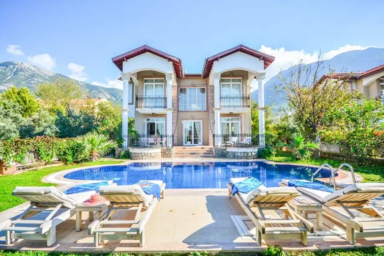 Pegasus Evi