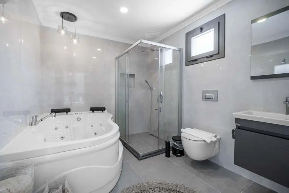 Villa Ophelia Bir