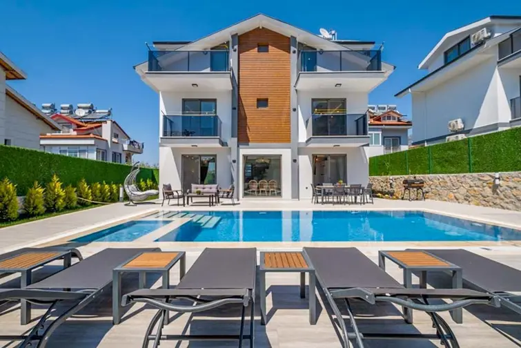 Villa Ophelia Bir