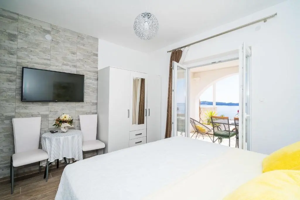 Sandito Apartments gallery image 25