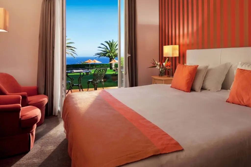 Longevity Senses- Cascais Boutique Hotel gallery image 17