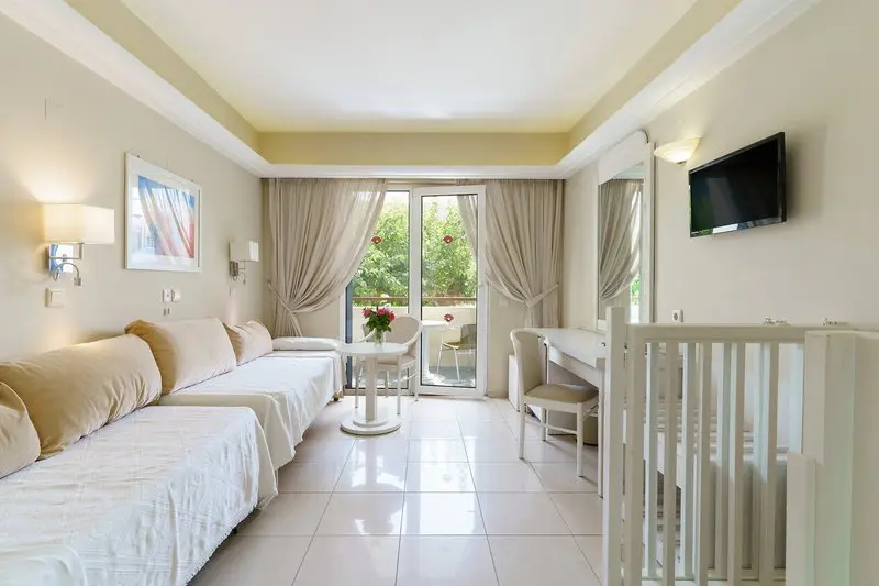 Pearl Beach Hotel gallery image 20
