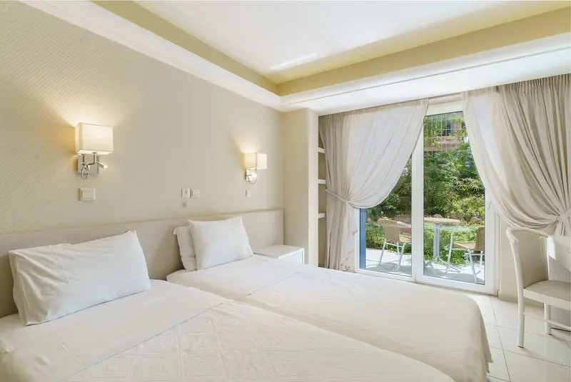 Pearl Beach Hotel gallery image 21