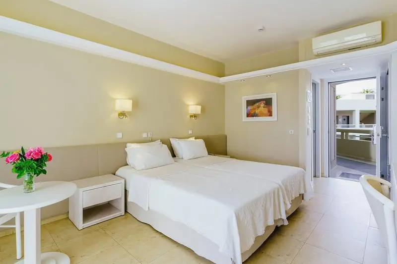 Pearl Beach Hotel gallery image 23