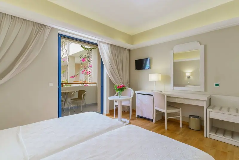 Pearl Beach Hotel gallery image 25