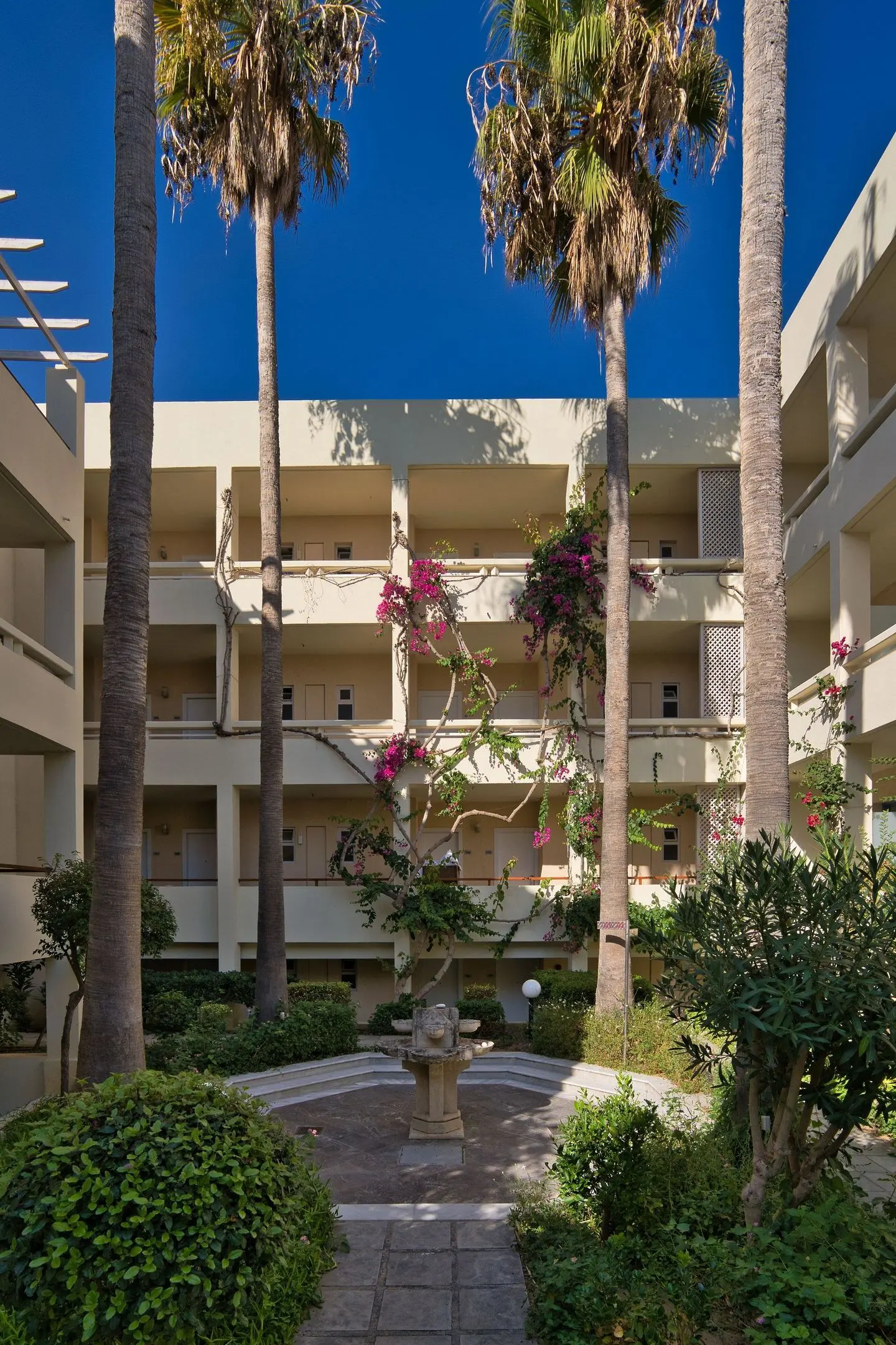 Pearl Beach Hotel gallery image 15
