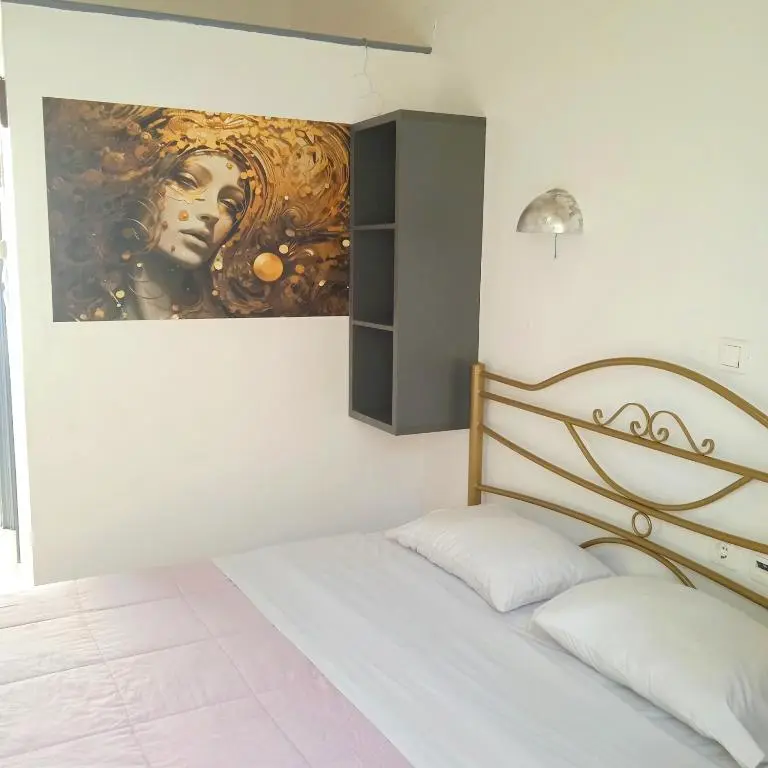 The Best Hotel gallery image 11