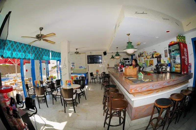 Costa Volcan Apartments gallery image 9