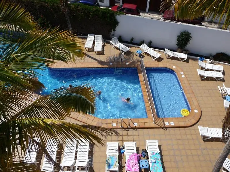 Costa Volcan Apartments gallery image 1