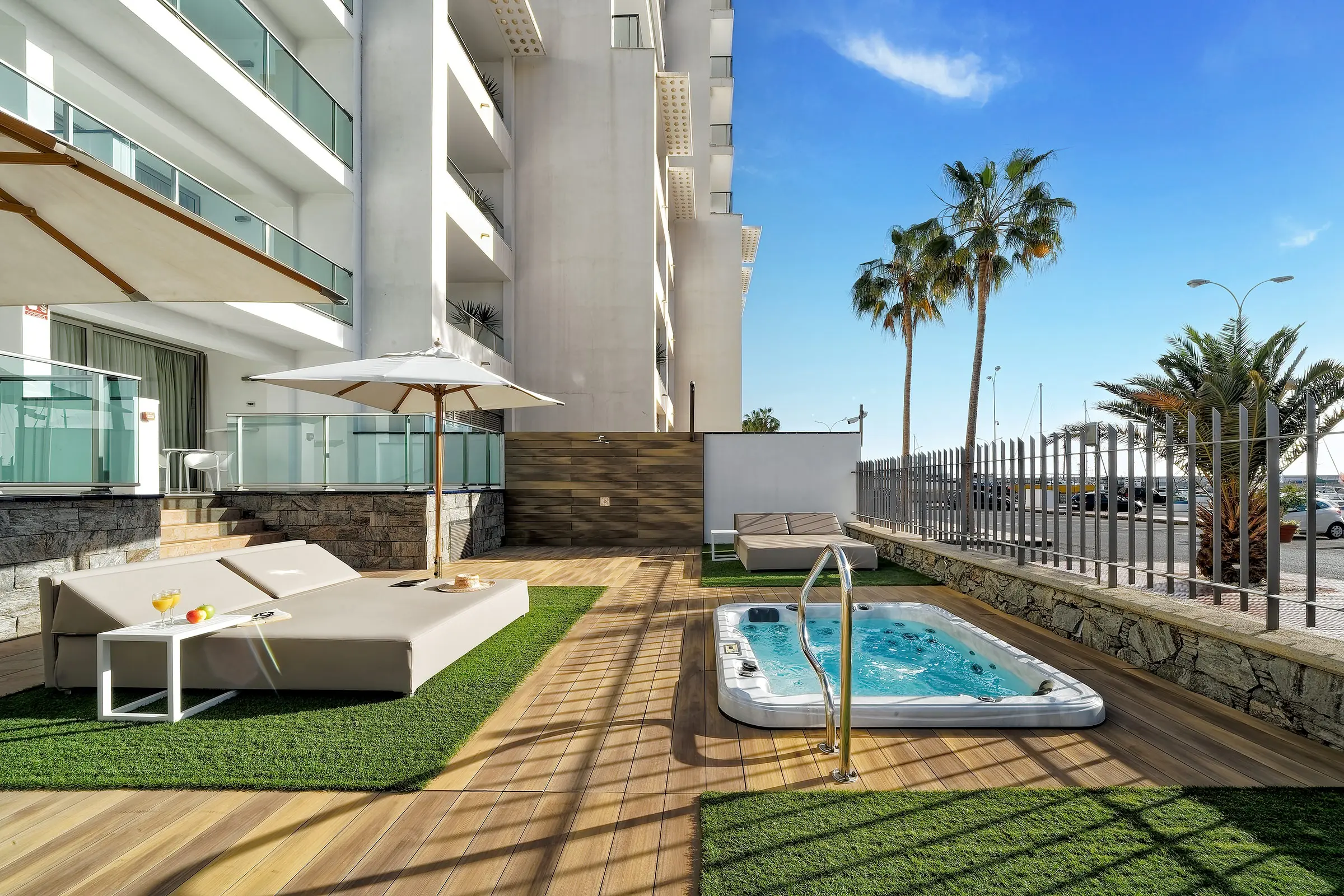 Morasol Suites Hotel gallery image 23
