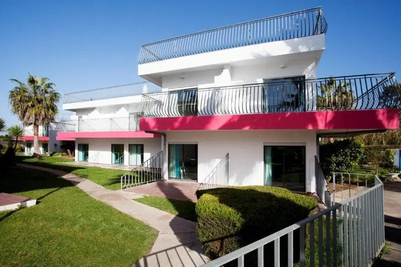 Bayside Salgados Apartments gallery image 11