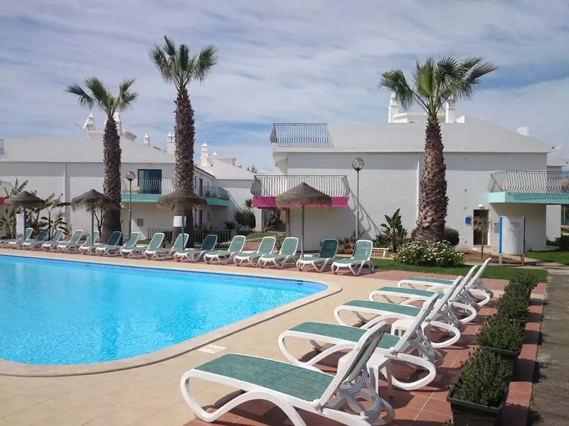 Bayside Salgados Apartments gallery image 1