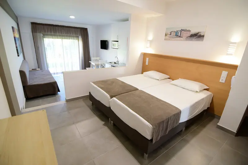 Bayside Salgados Apartments gallery image 17