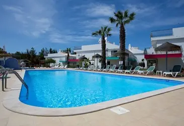Bayside Salgados Apartments