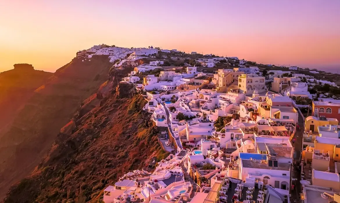 Santorini gallery image 4