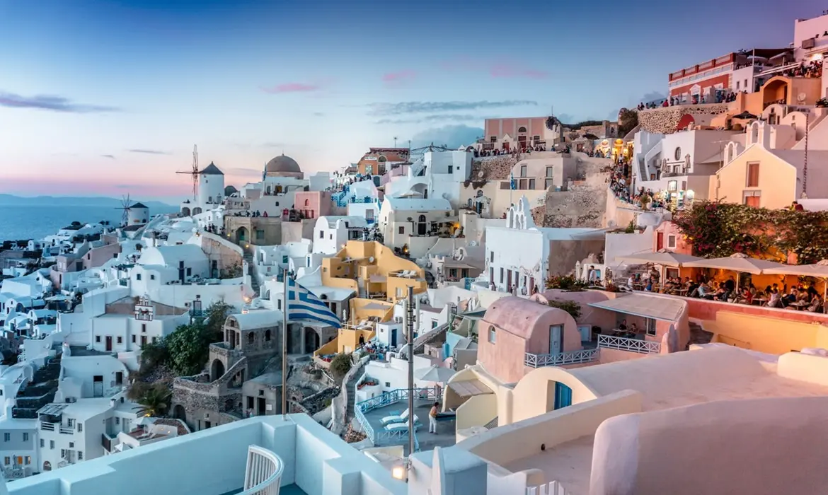 Santorini gallery image 5