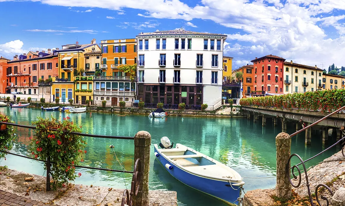 Peschiera gallery image 17