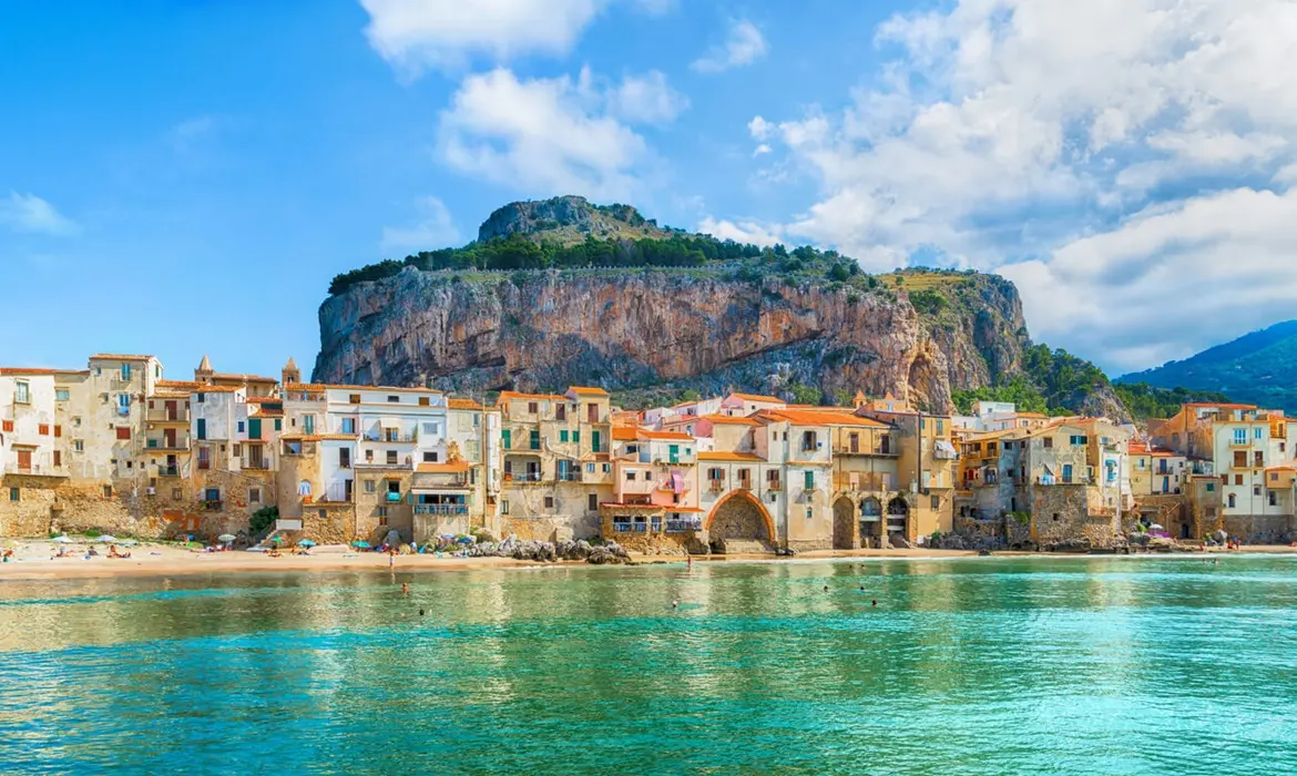 Cefalu gallery image 1