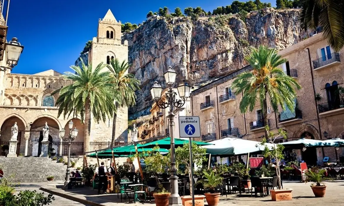 Cefalu gallery image 10