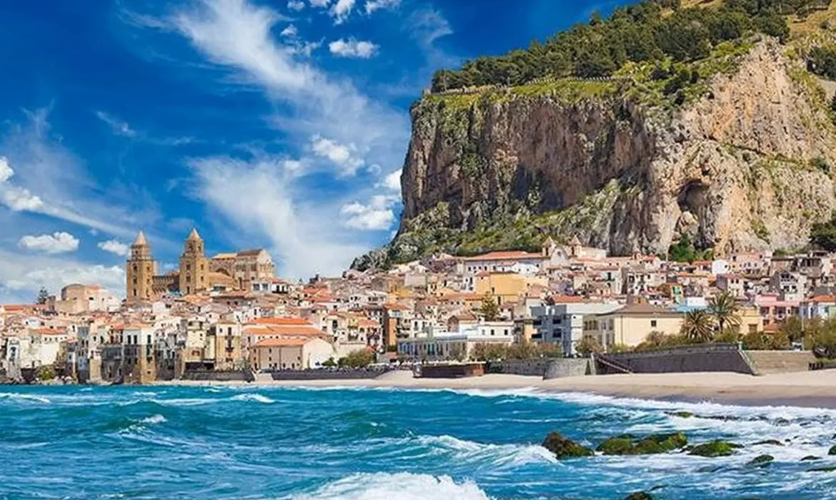 Cefalu gallery image 14