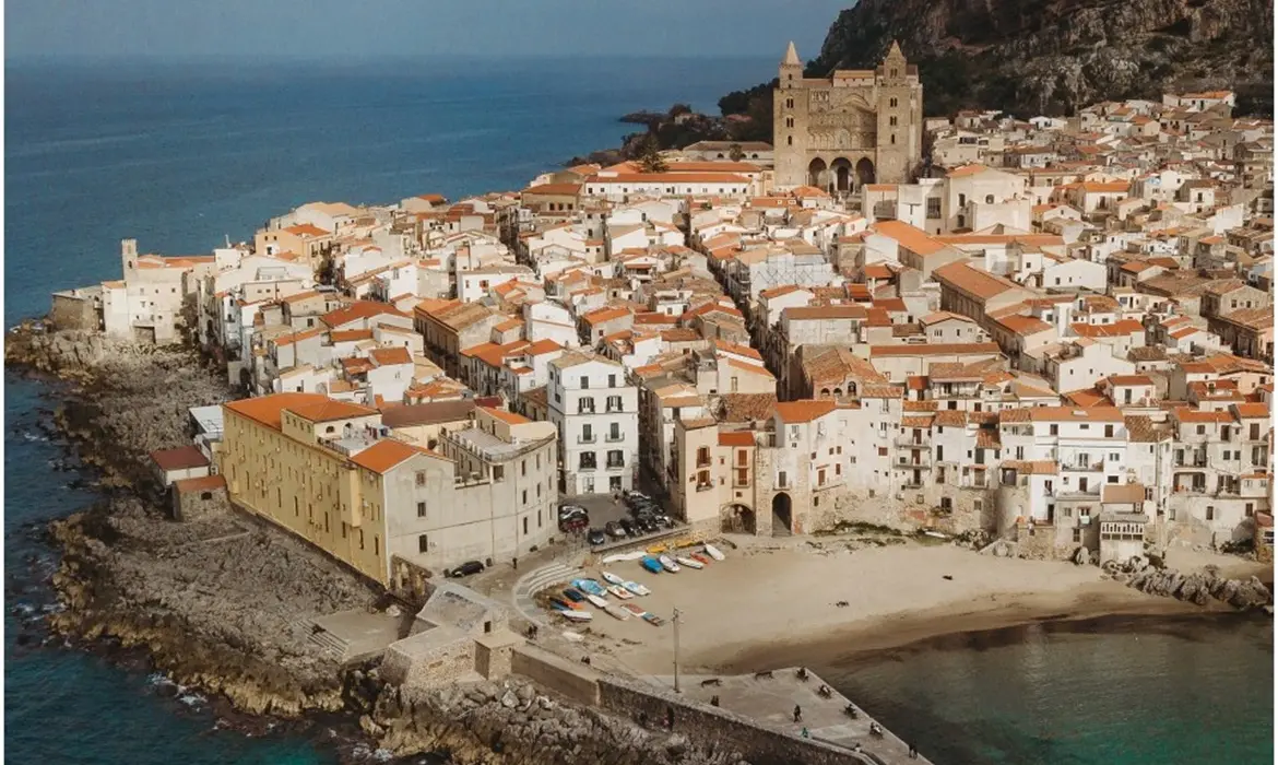 Cefalu gallery image 15