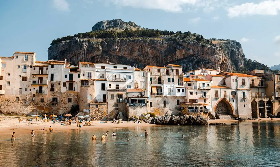 Cefalu gallery image 3