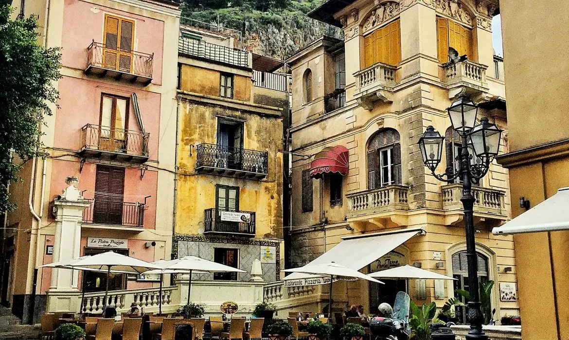 Cefalu gallery image 7