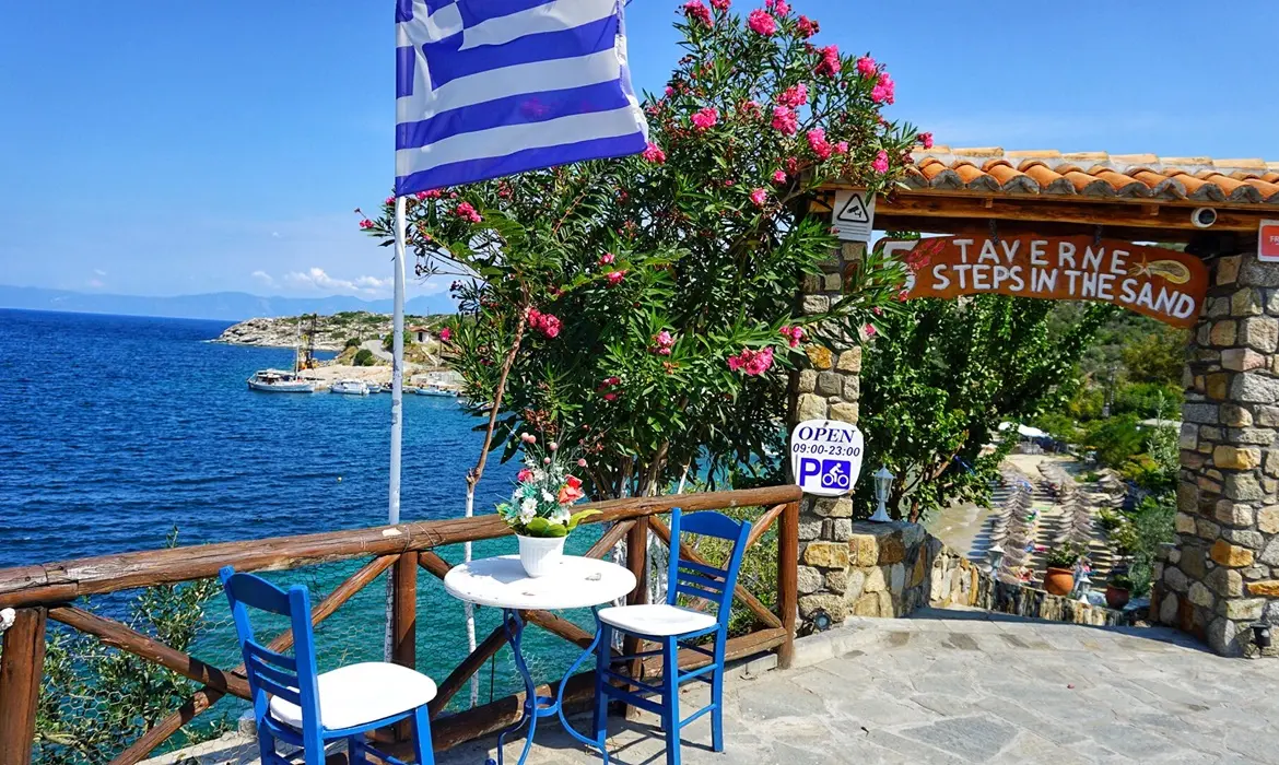 Sithonia gallery image 16