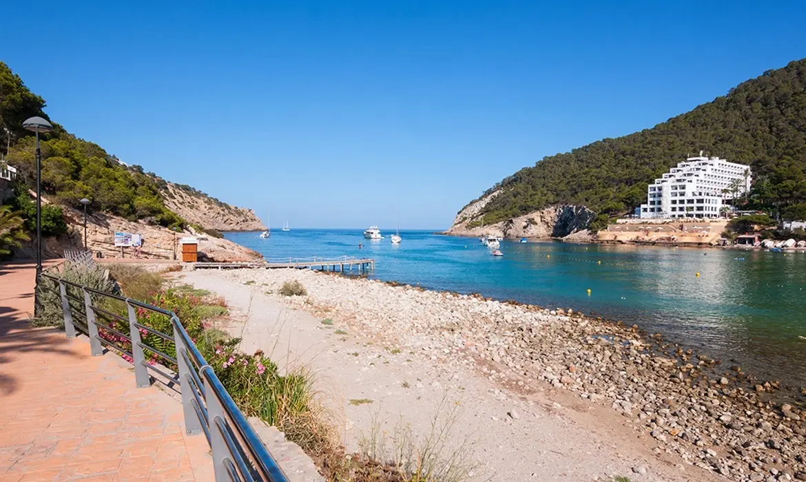 Cala Llonga gallery image 1