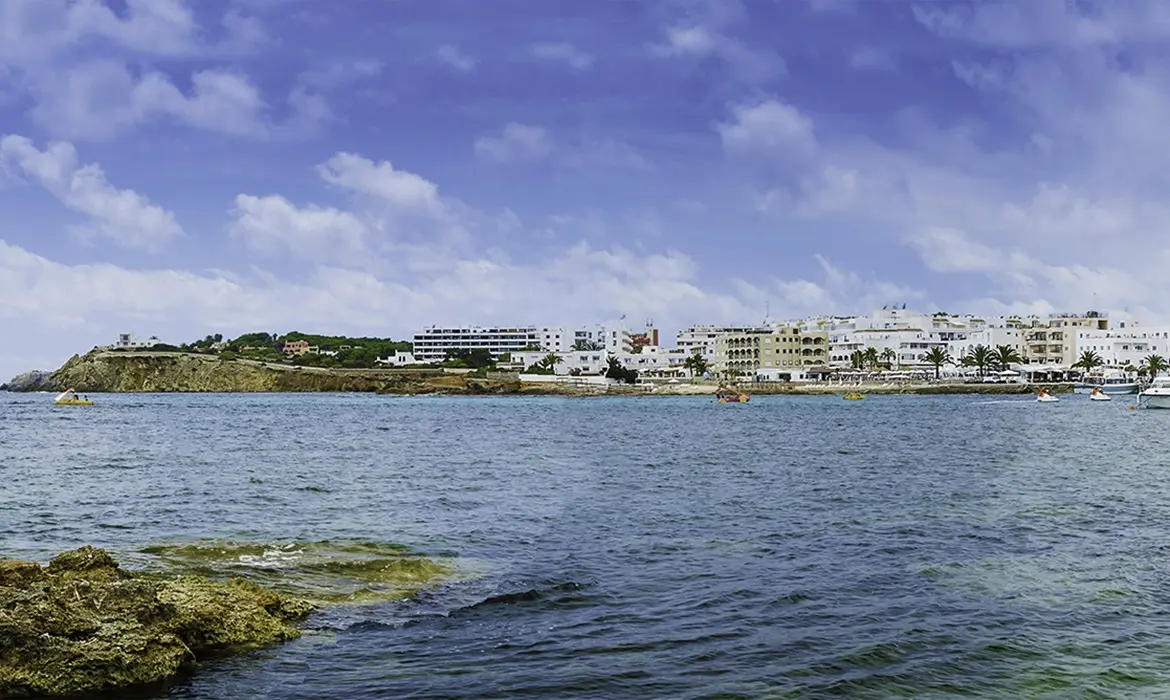 Es Cana gallery image 3