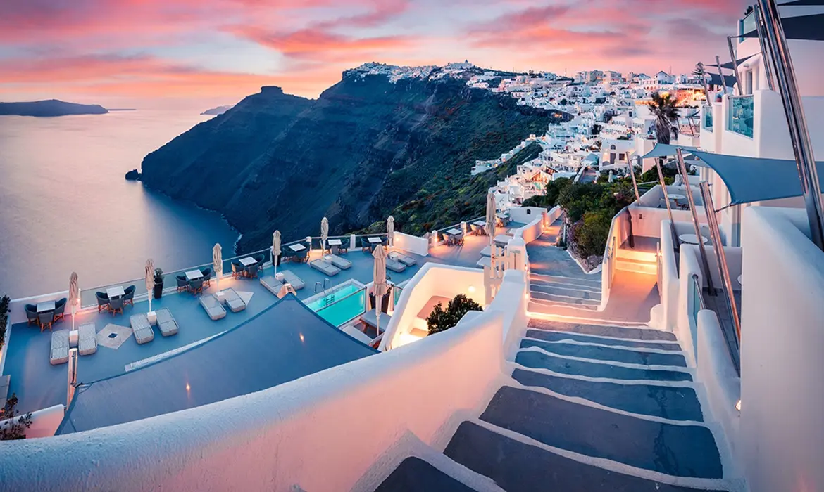 Fira gallery image 10