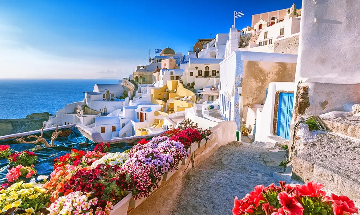 Fira gallery image 3