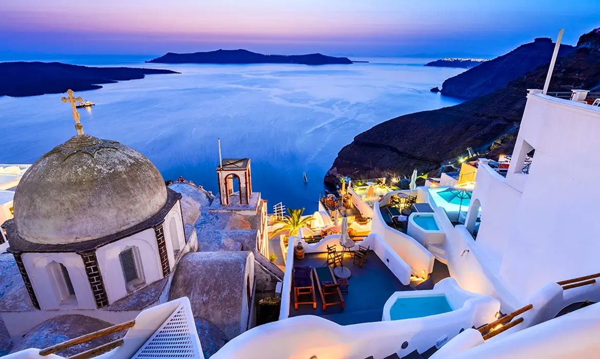 Fira gallery image 4
