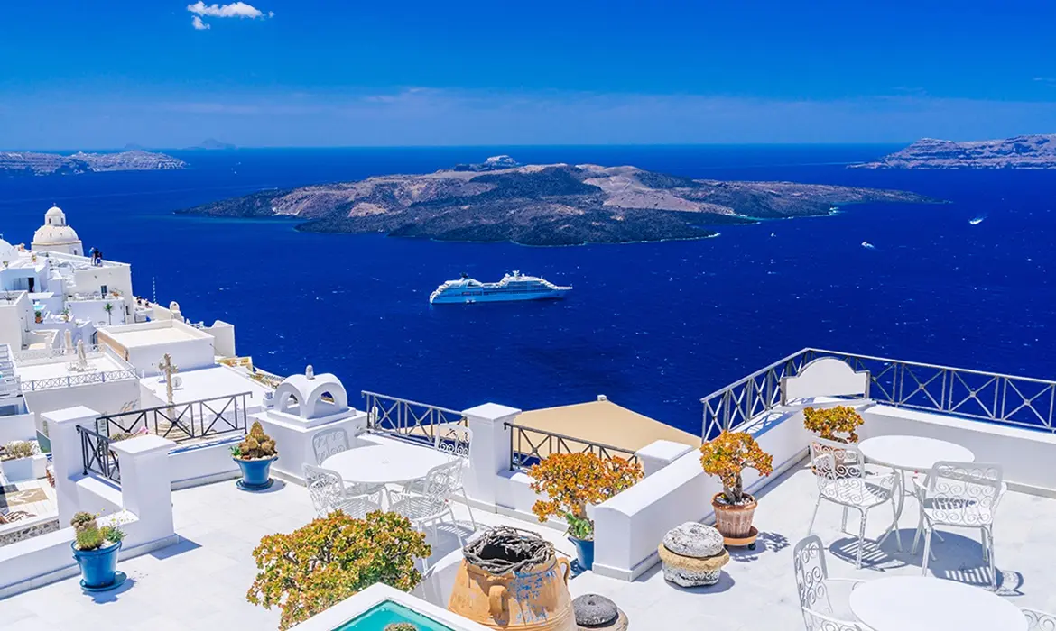 Fira gallery image 8
