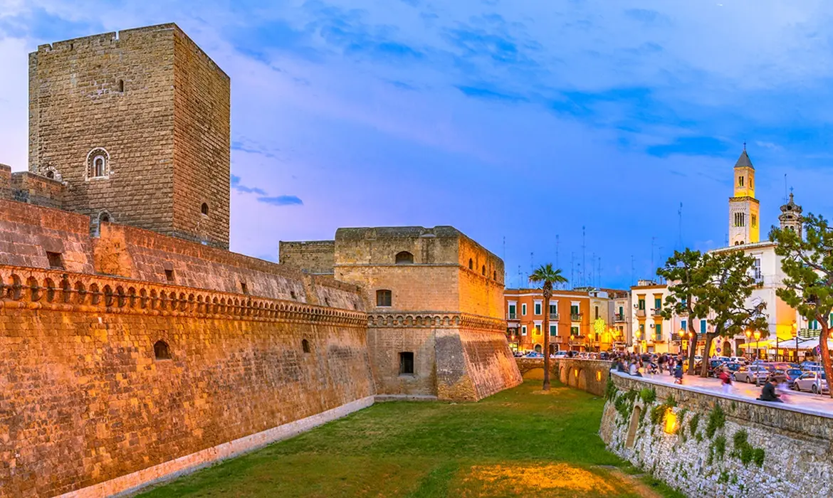 Bari gallery image 5